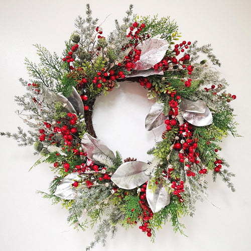 Silver Magnolia Wreath, 28"