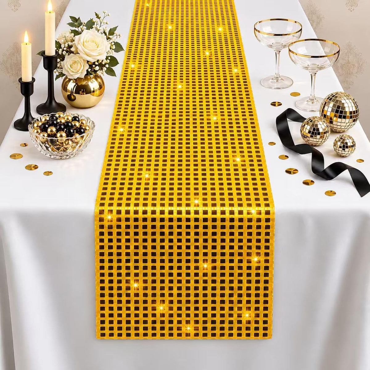 Christmas Decorations - Xmas Balls Snowflake Pine Cone Table Runner