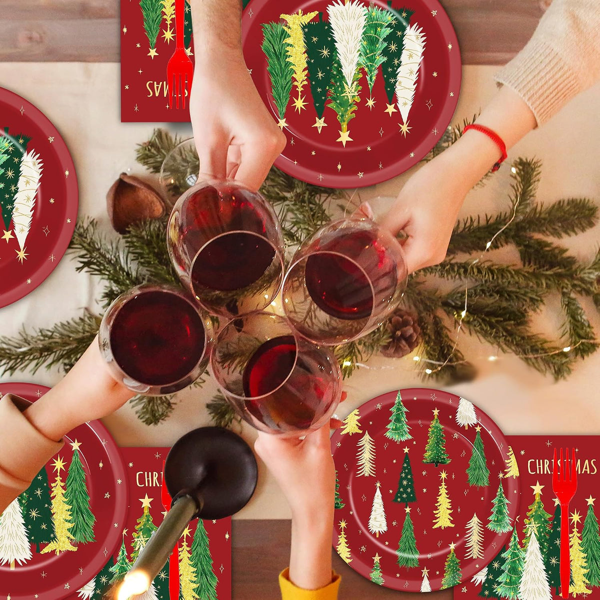 200Pcs Merry Christmas Paper Plates and Napkins ,Red Xmas Dinner Plates