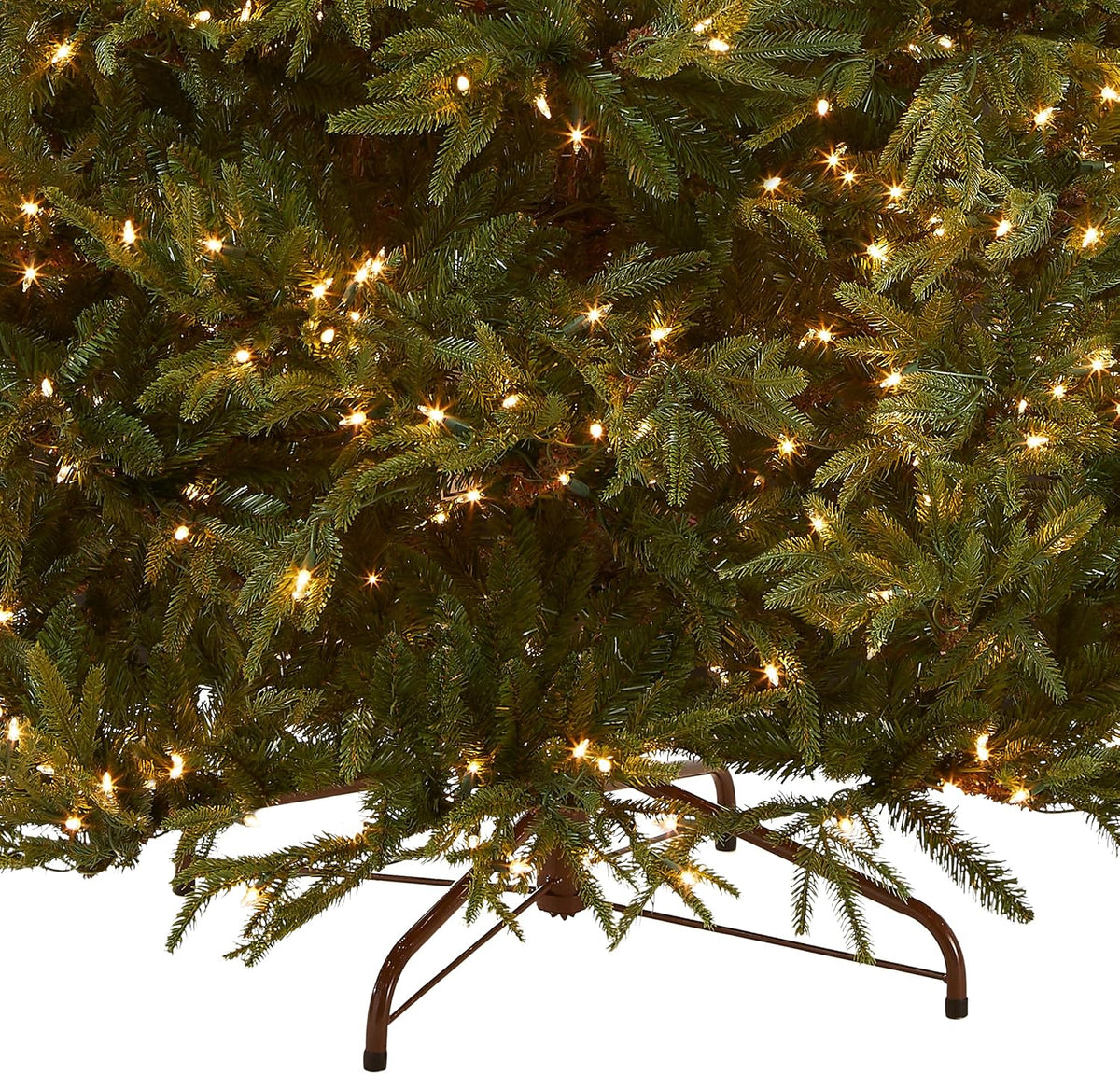 National Tree Company 7.5ft Pre-Lit Fraser Grande Artificial Christmas Tree