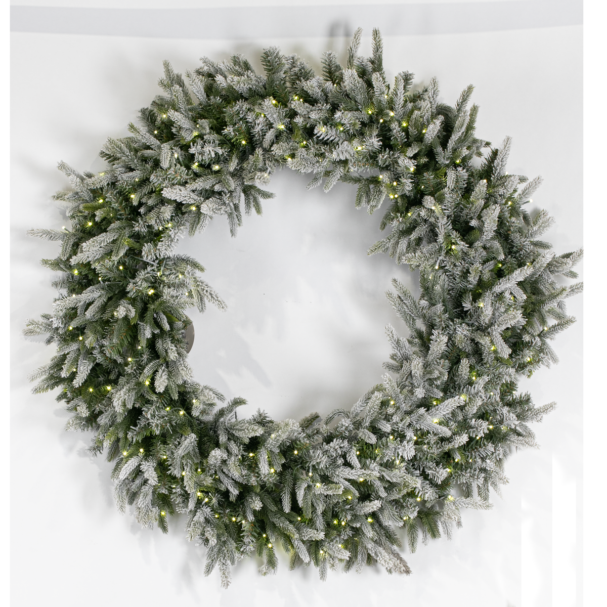 Flocked Tyrol Pine Wreath, 36"