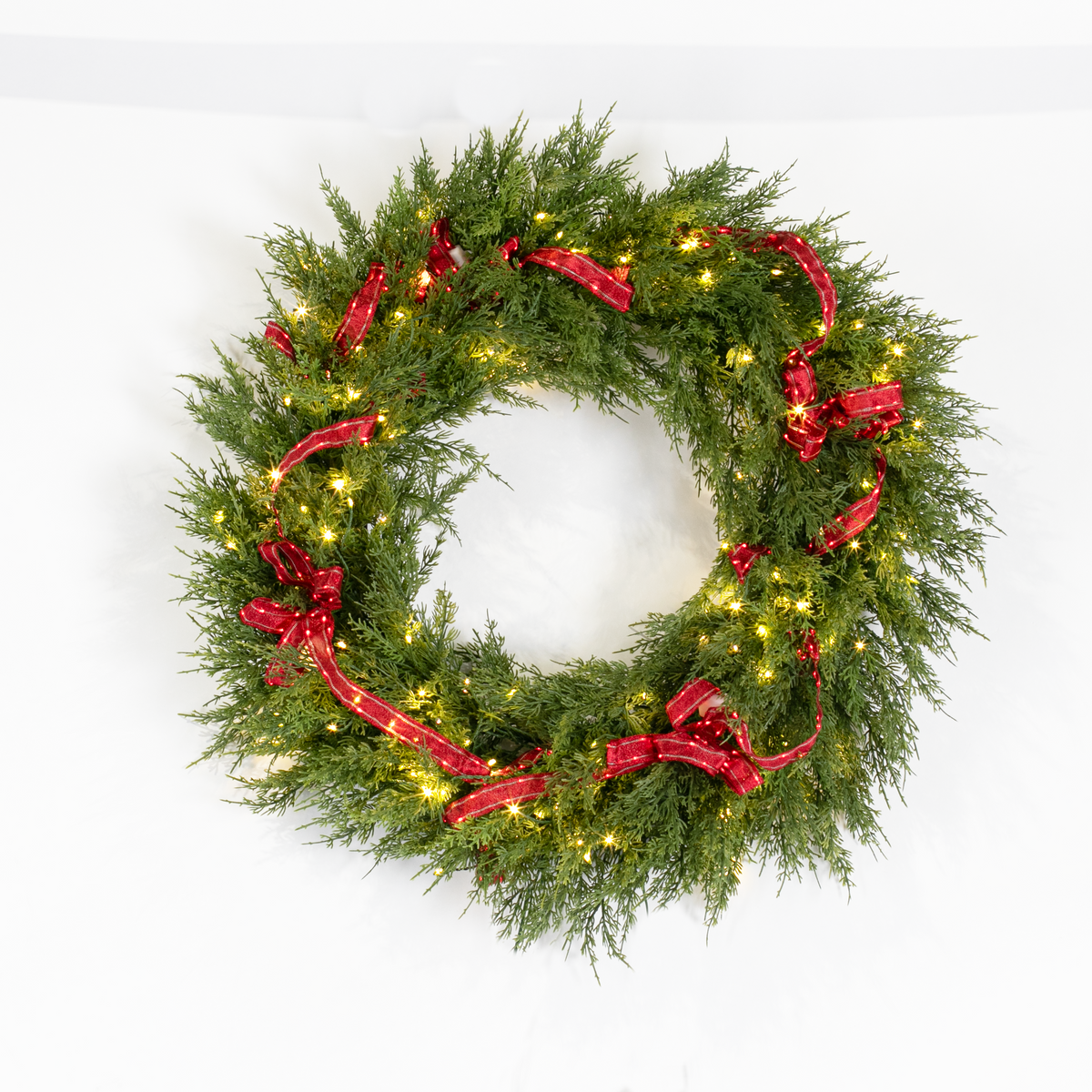 Cedar Pine Wreath w/4 Red Illuma Bow, LED Lit, 32"